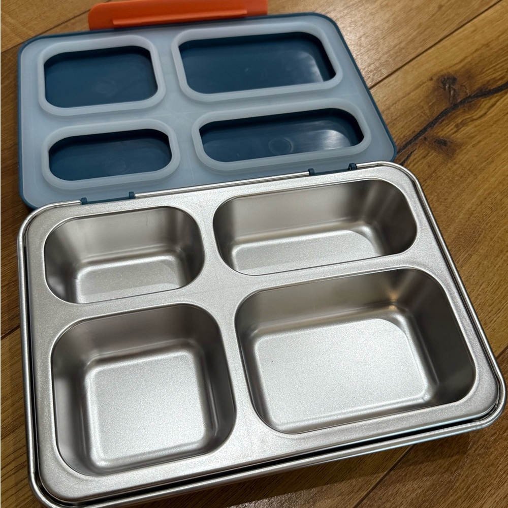 Cat & Jack Stainless Steel Bento Box New in Box Shark - Picture 2 of 4